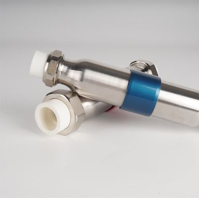 Thép không gỉ tiên tiến thân thiện với môi trường Máy làm mềm nước nhỏ gọn Máy điều hòa nước cho gia đình