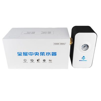 Nhà ở nhựa trắng toàn bộ nhà điều hòa nước 4T / H dòng chảy House nước mềm